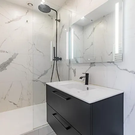 Beautiful Chic 5-room In Marais & Bastille On Foot Париж