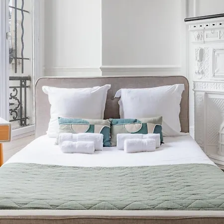 Beautiful Chic 5-room In Marais & Bastille On Foot * Париж